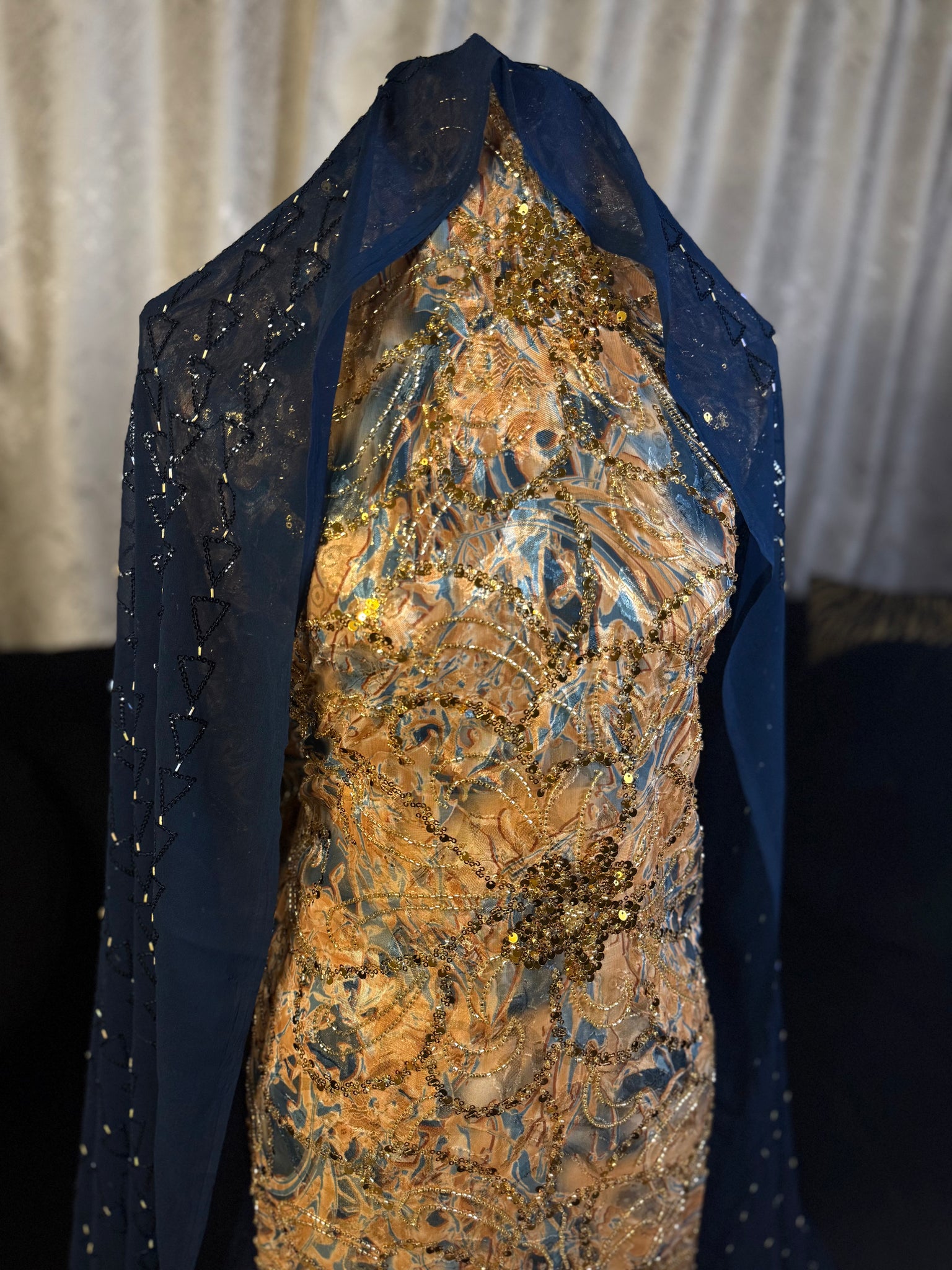 Blue & Gold Dahab Dirac